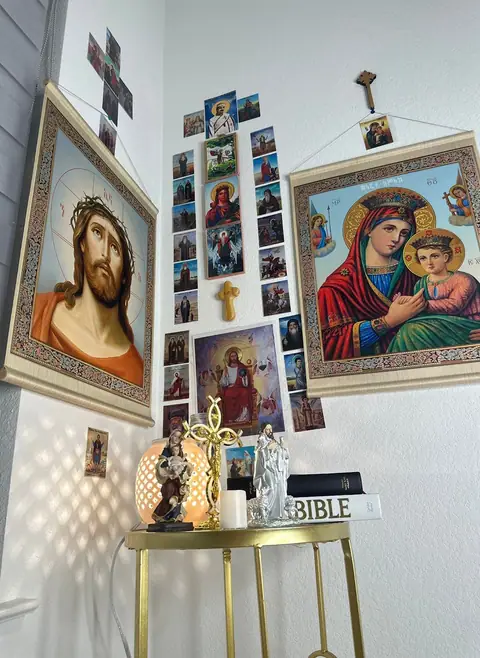 Saints Project gallery artwork 22